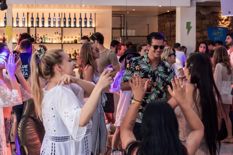Aegon Mykonos, Autograph Collection Otel Kalo Livadi Dış mekan fotoğraf